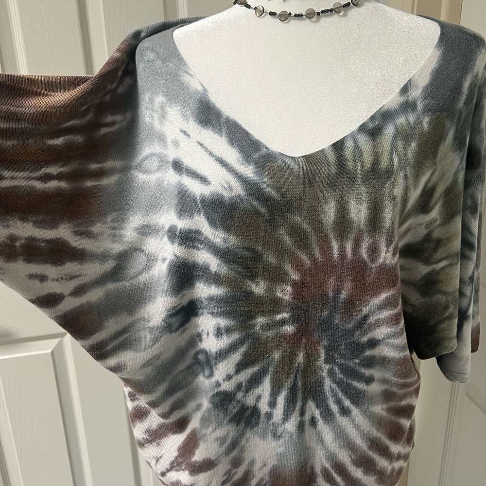 Made in Italy Tie-Dye Batwing Sleeve Top -OS